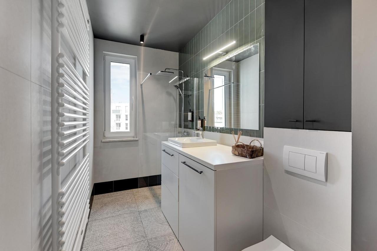 Luxury Aura 40 - 4 By Grand Apartments غدانسك المظهر الخارجي الصورة